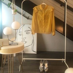 Gorgeous top for the office or to be a good girl for one day ;)